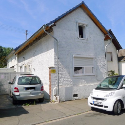 Kapitalanlage! 2 kleine Häuser in Niederkassel-Rheidt