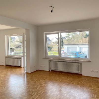 2-Zimmerwohnung mit Balkon, Garage in guter Wohnlage von Troisdorf